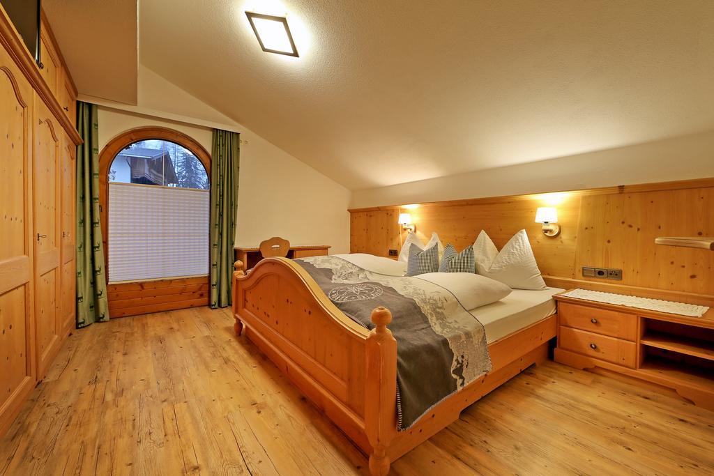 Landhaus & Apartment Taxach Ried im Zillertal Exterior photo