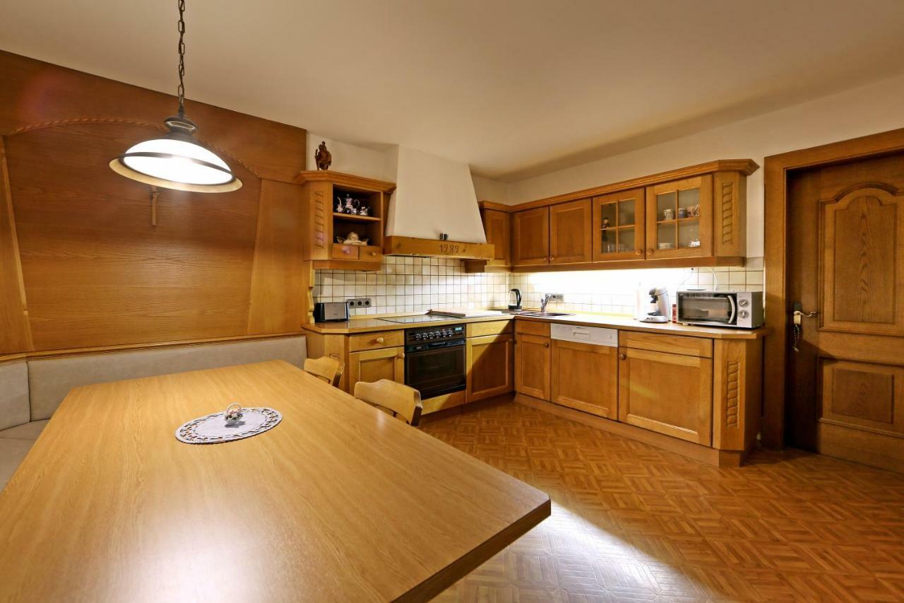 Landhaus & Apartment Taxach Ried im Zillertal Exterior photo