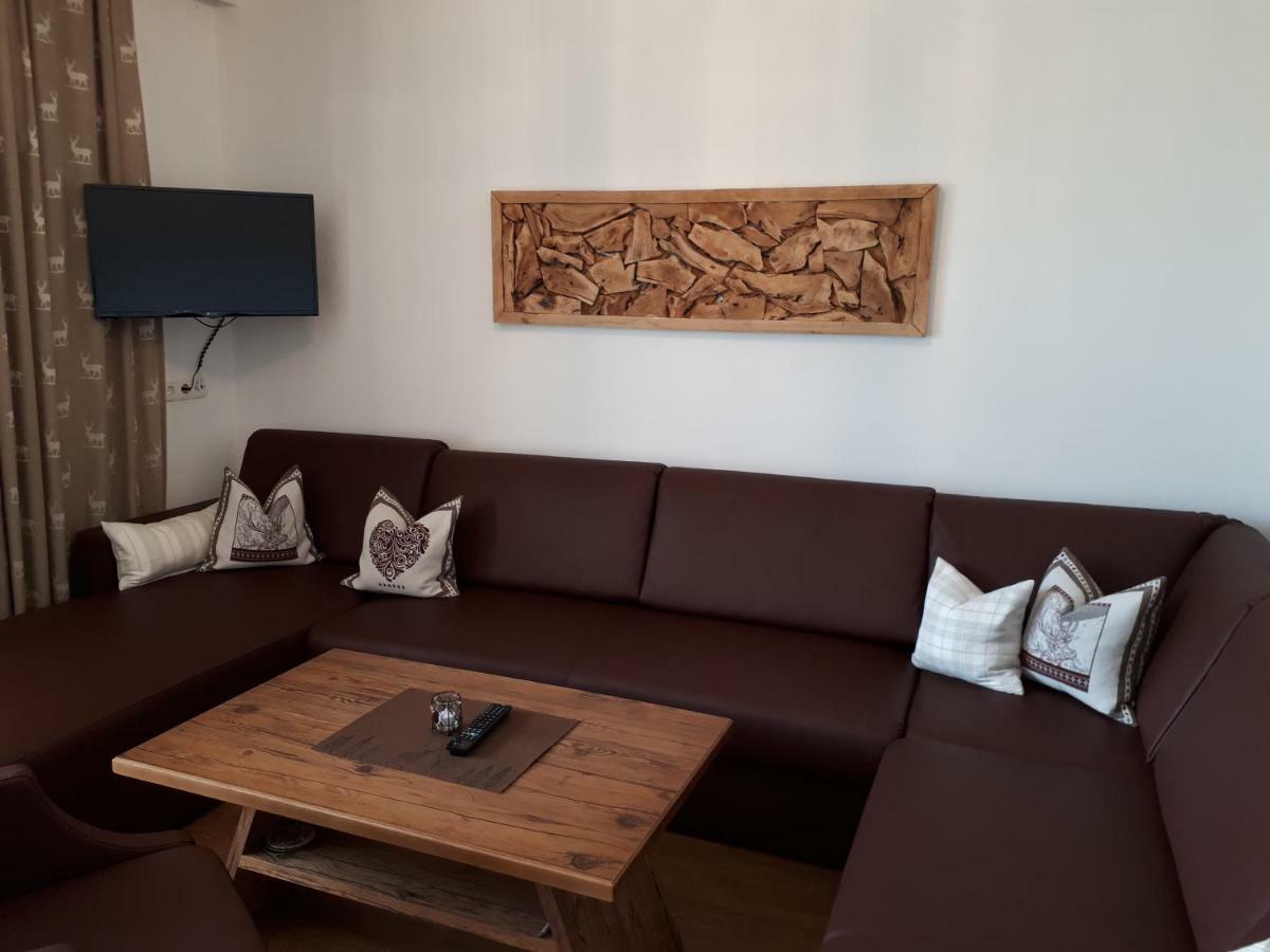Landhaus & Apartment Taxach Ried im Zillertal Exterior photo
